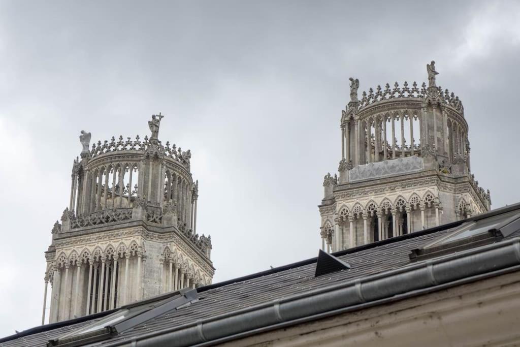 Charmant Studio Vue Cathedrale Quartier Historique Apartment ออร์เลออง ภายนอก รูปภาพ